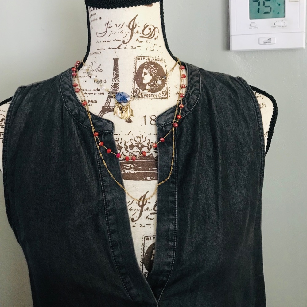 Sleeves black tunic, perfect for summer.